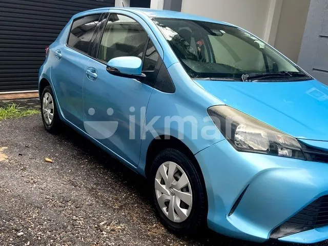 Toyota Vitz 2015 photo 5