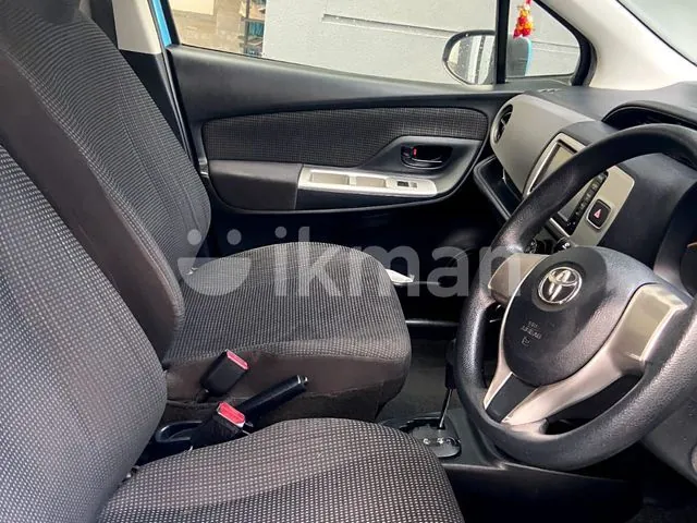 Toyota Vitz 2015 photo 3