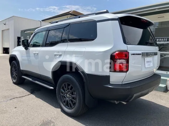 Toyota Land Cruiser 2026 photo 2