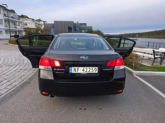 Subaru Legacy 2008 photo 4
