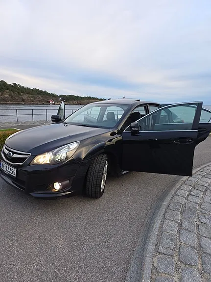 Subaru Legacy 2008 photo 2