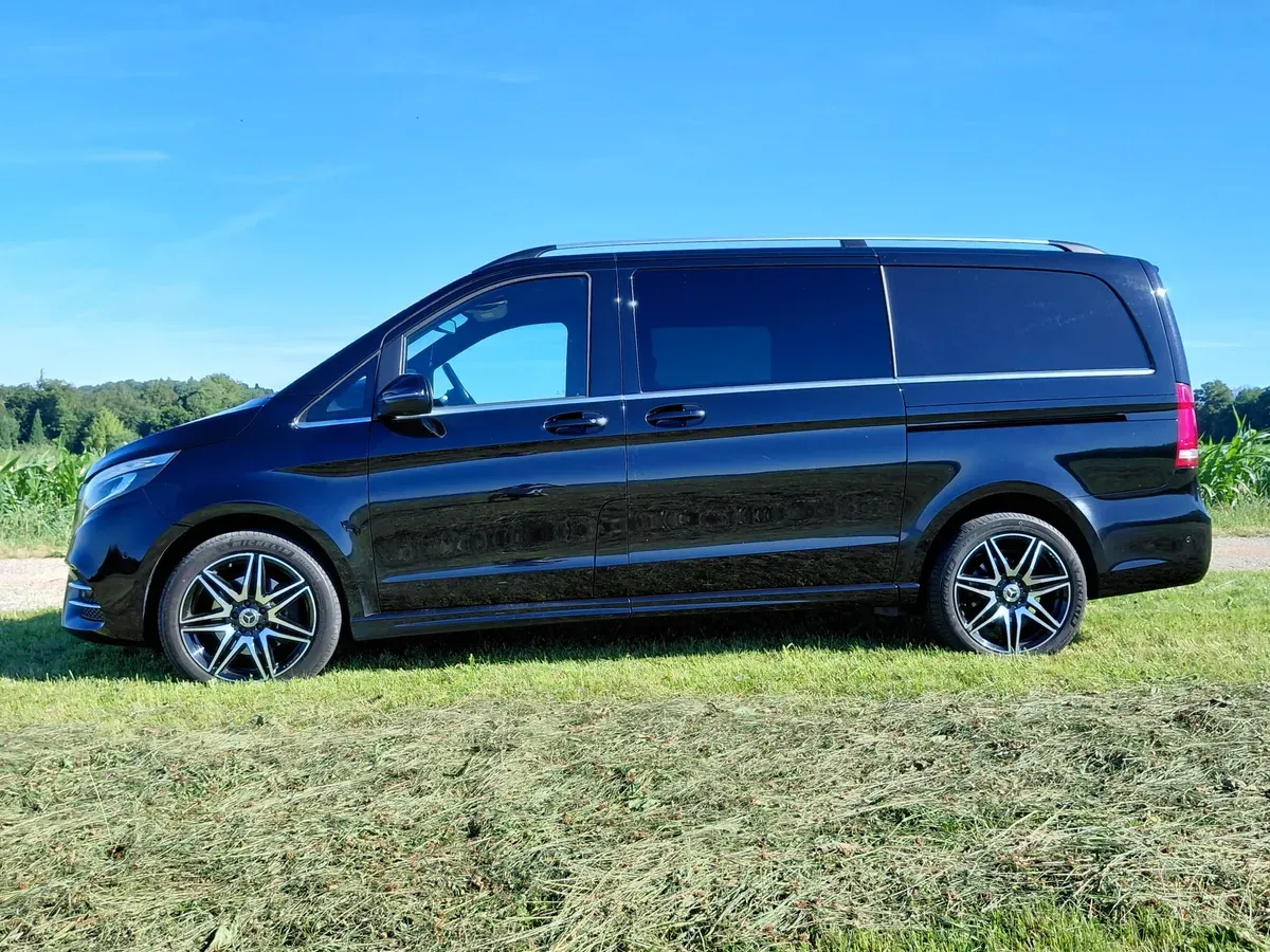 Mercedes-Benz V-Class 2018 photo 2