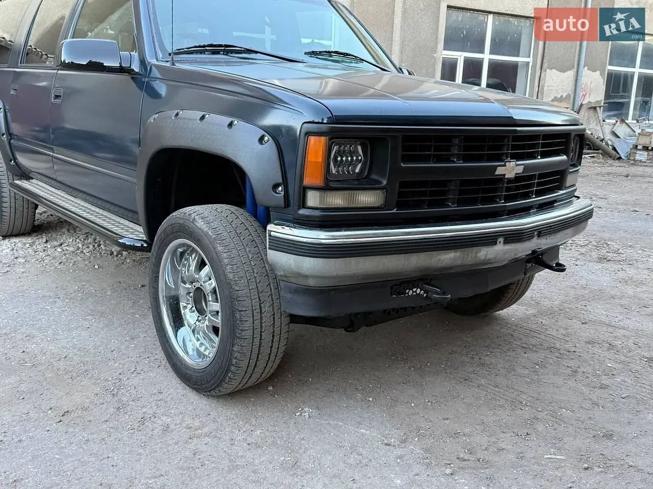 Chevrolet Suburban 1996 photo 5
