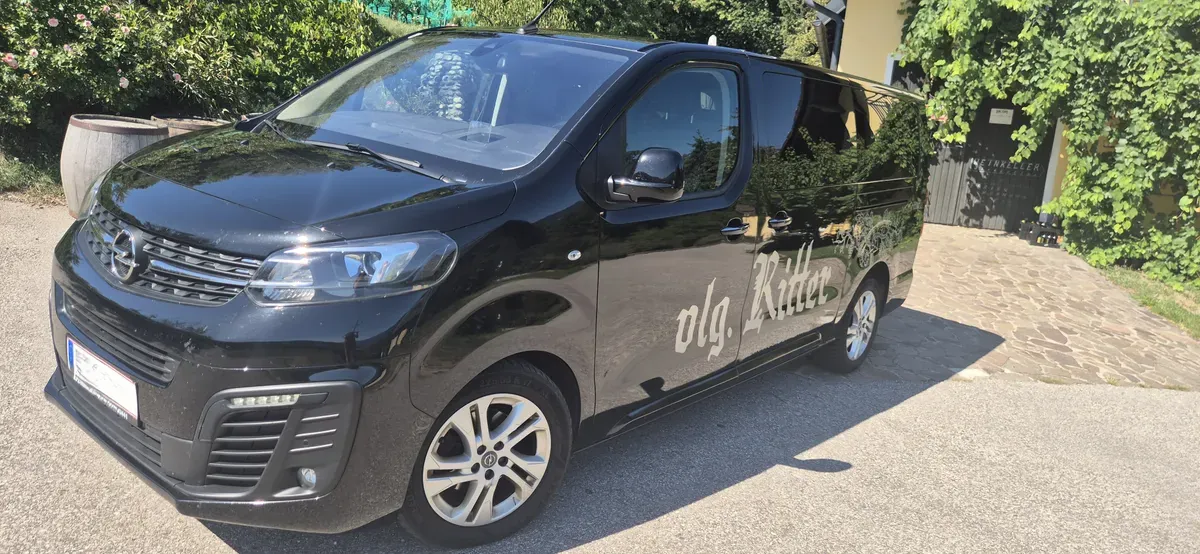 Opel Zafira 2020 photo 2