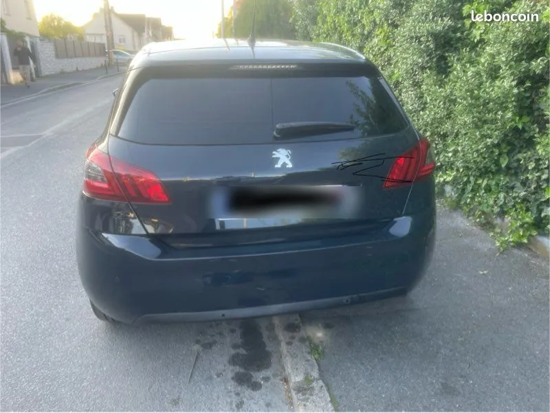 Peugeot 308 2018 photo 3
