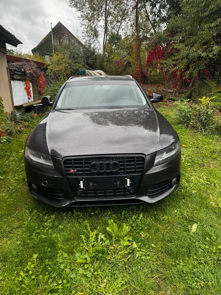Audi A4 B8