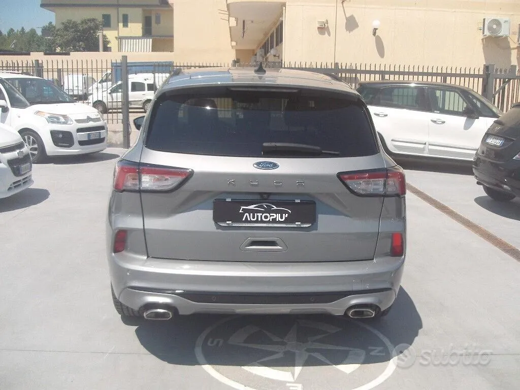 Ford Kuga 2022 photo 4