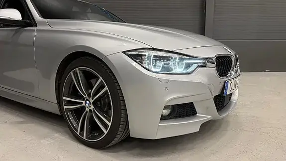 BMW 330E 2017 photo 3