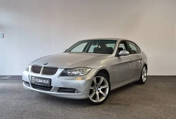 BMW 320I