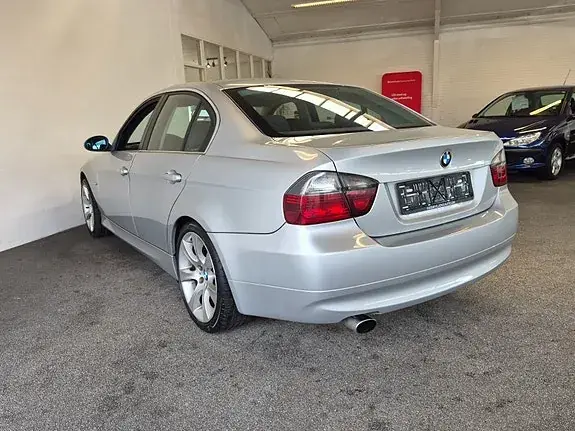 BMW 320I 2005 photo 5