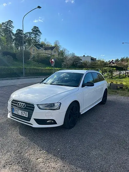 Audi A4 2013 photo 2