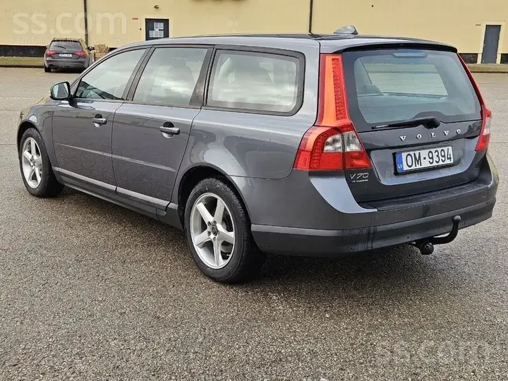 Volvo V70 2008 photo 3