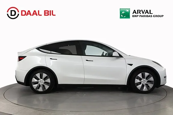 Tesla Model Y 2023 photo 5