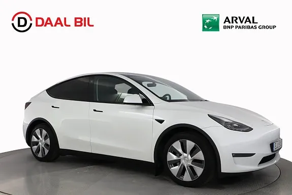 Tesla Model Y 2023 photo 4