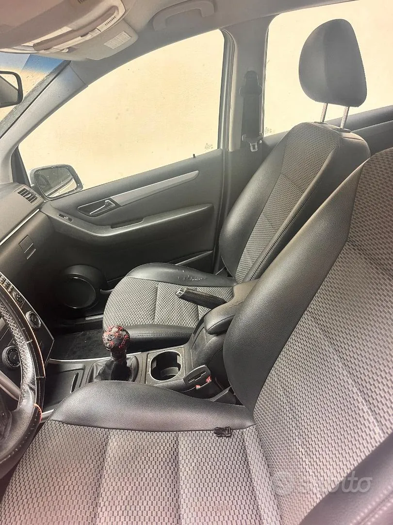 Mercedes-Benz B-Class 2008 photo 4