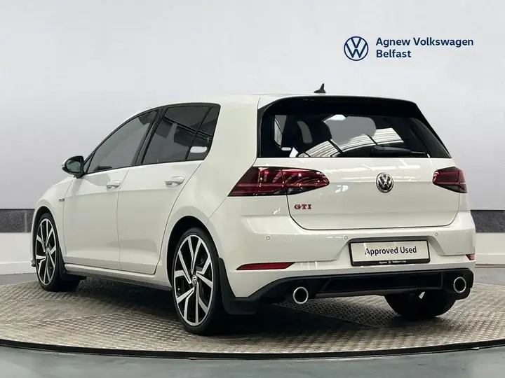 Volkswagen Golf 2020 photo 3