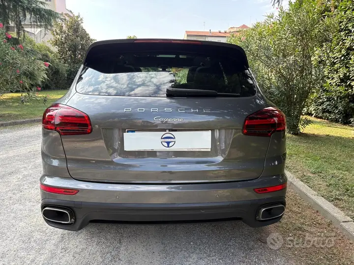 Porsche Cayenne 2015 photo 5