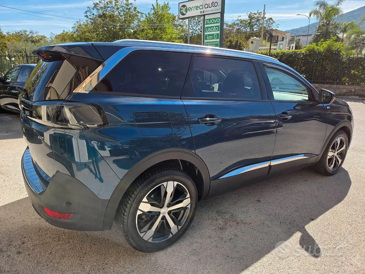 Peugeot 5008 2021 photo 2