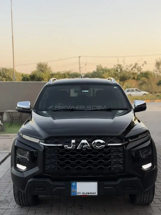 JAC T9