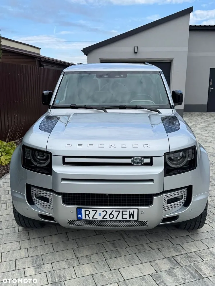 Land Rover Defender 2023 photo 4