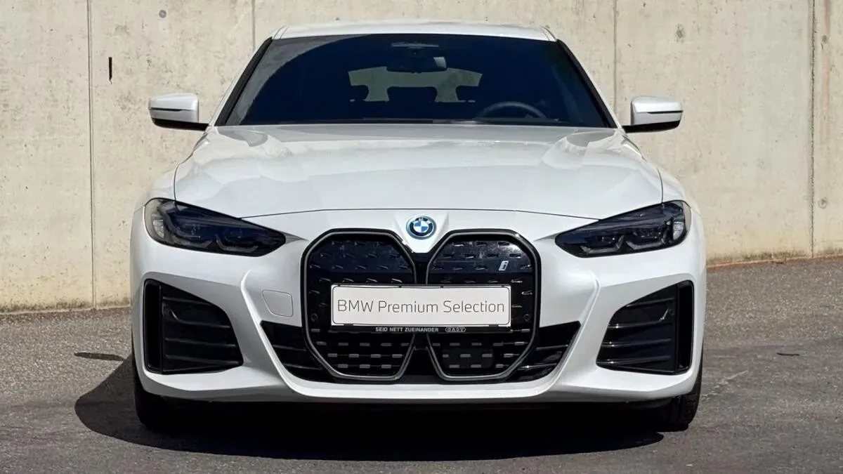 BMW I4 2024 photo 3
