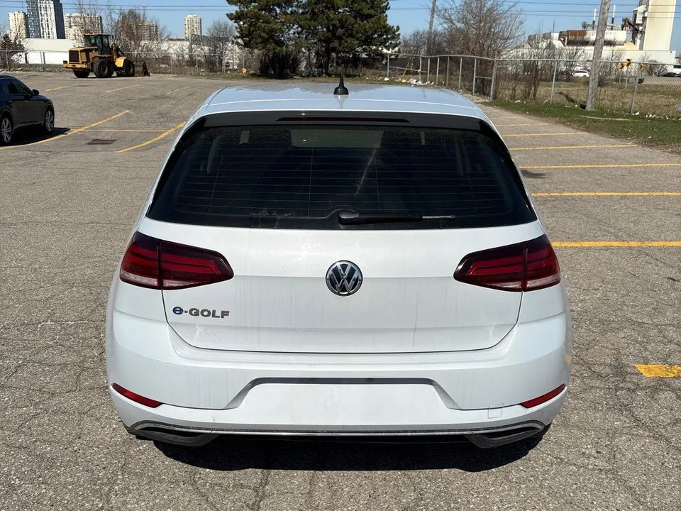 Volkswagen E-Golf 2017 photo 2