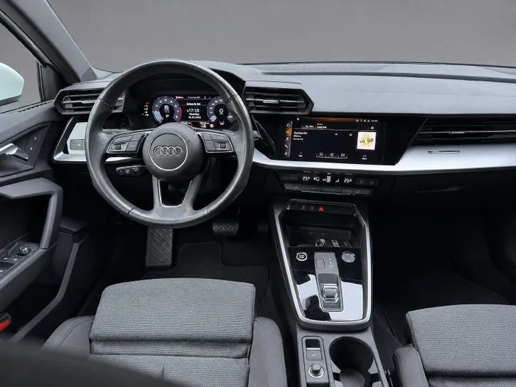 Audi A3 2023 photo 2