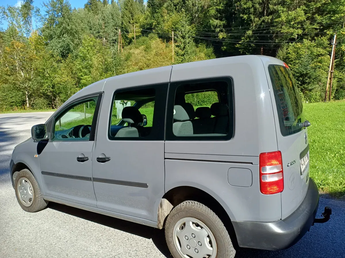 Volkswagen Caddy 2014 photo 2