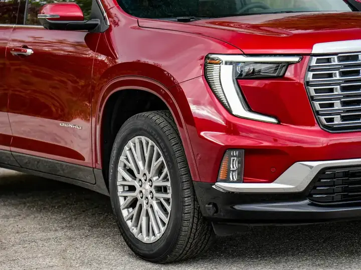 GMC Acadia 2026 photo 4