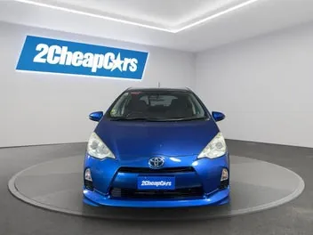 Toyota Aqua 2012 photo 3