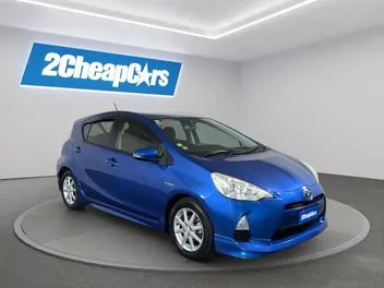 Toyota Aqua 2012 photo 4