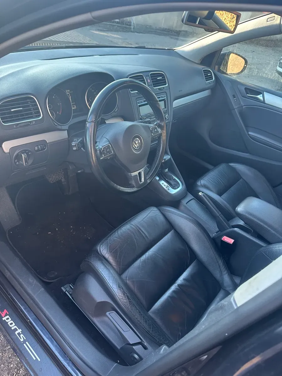 Volkswagen Golf 2009 photo 2