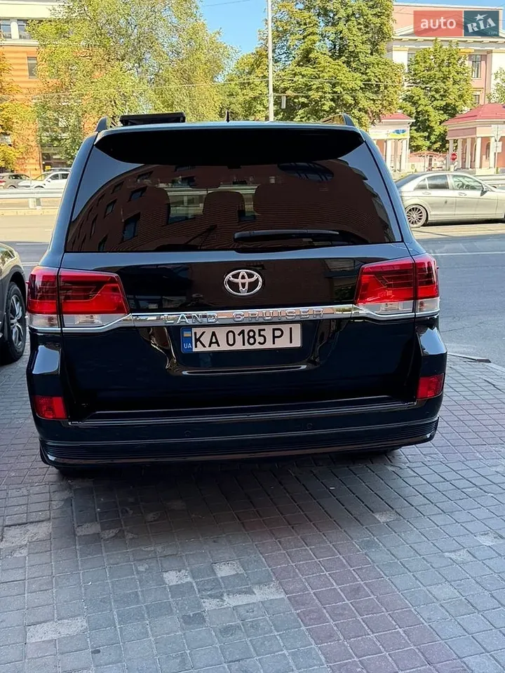 Toyota Land Cruiser 2019 photo 5