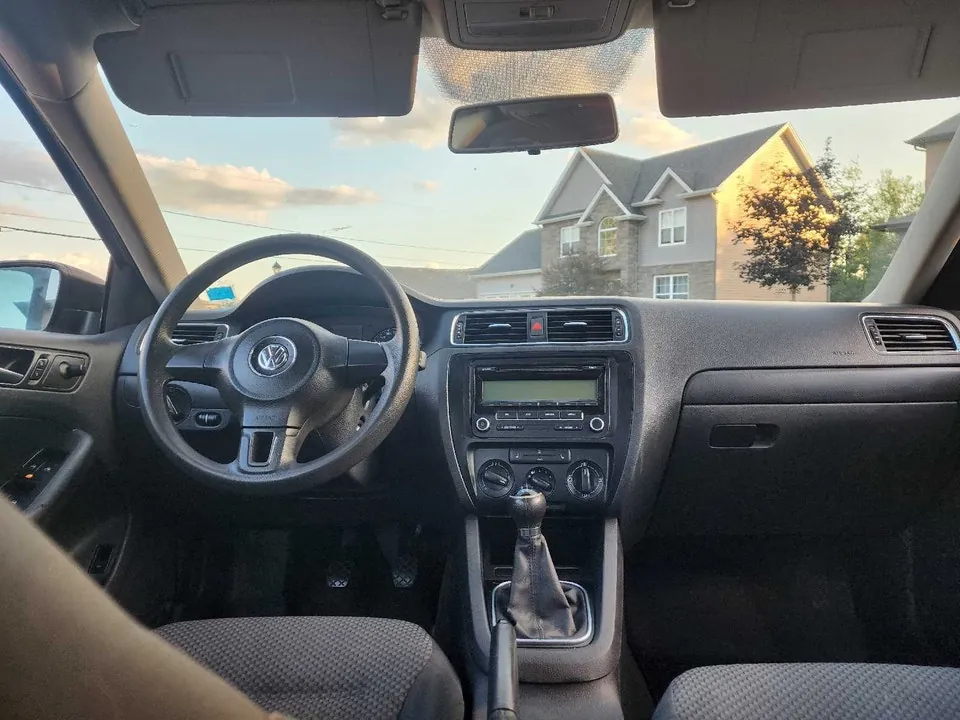 Volkswagen Jetta 2011 photo 5