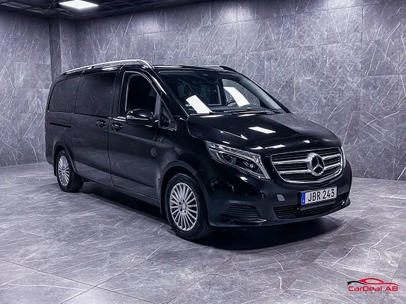 Mercedes-Benz V220 2016 photo 3