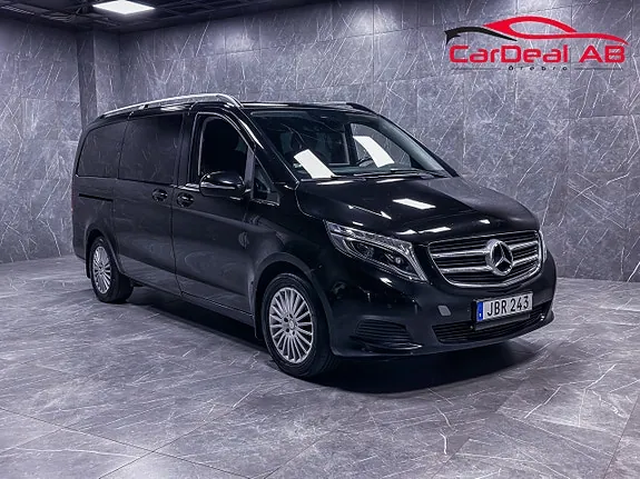 Mercedes-Benz V220