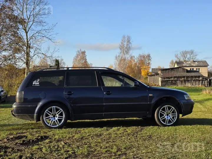 Volkswagen Passat 1999 photo 2