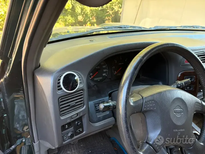 Nissan Patrol 2002 photo 5