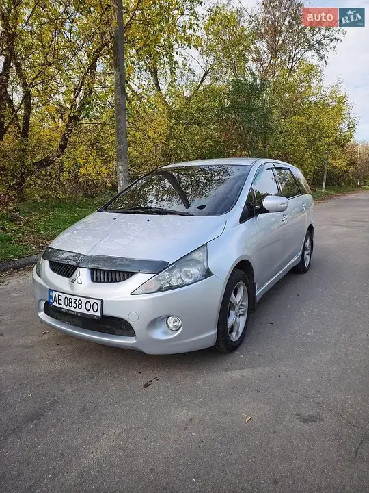 Mitsubishi Grandis