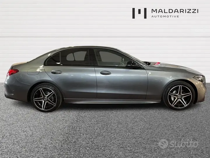 Mercedes-Benz C 300 2025 photo 5