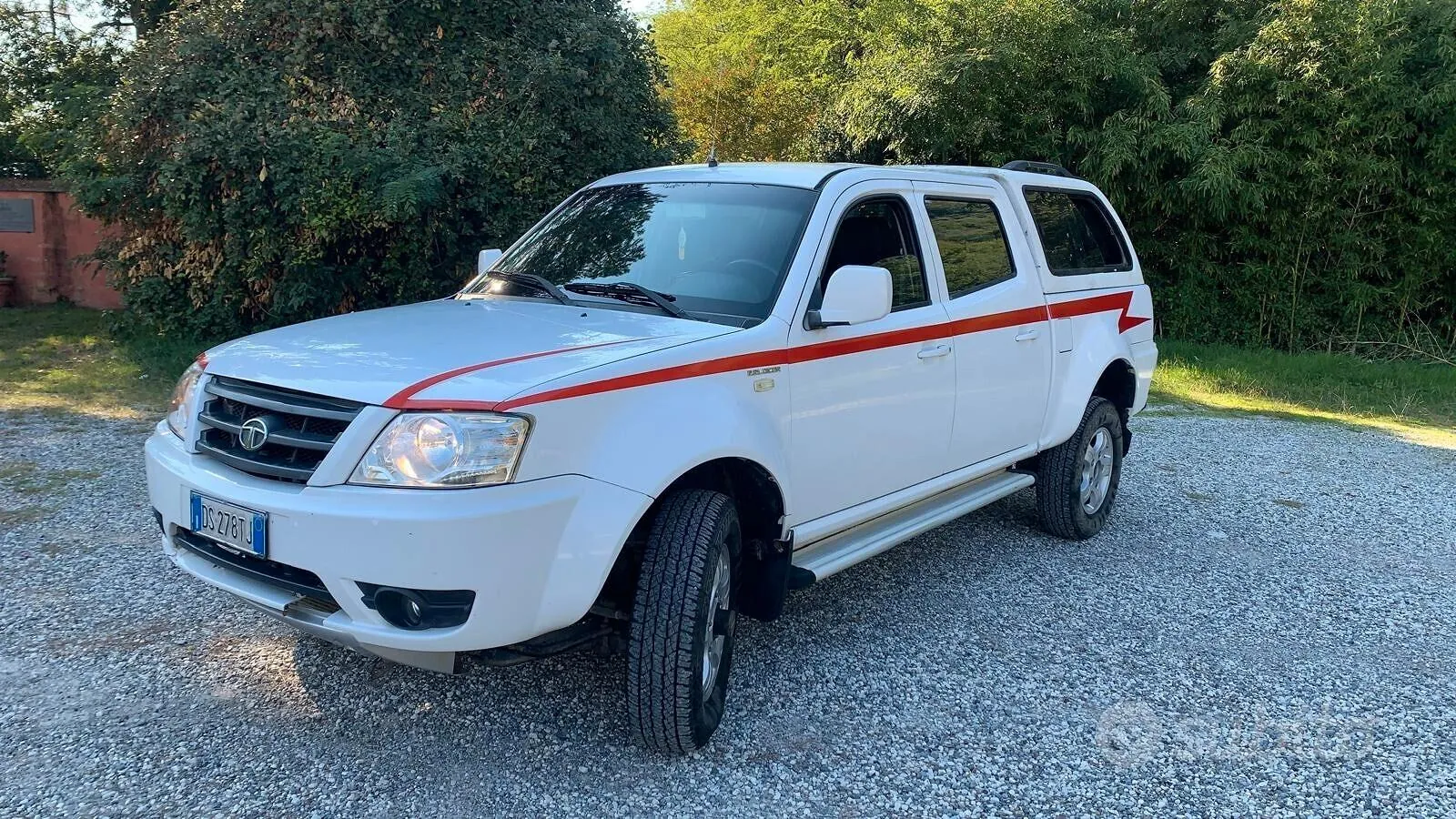 Tata Xenon