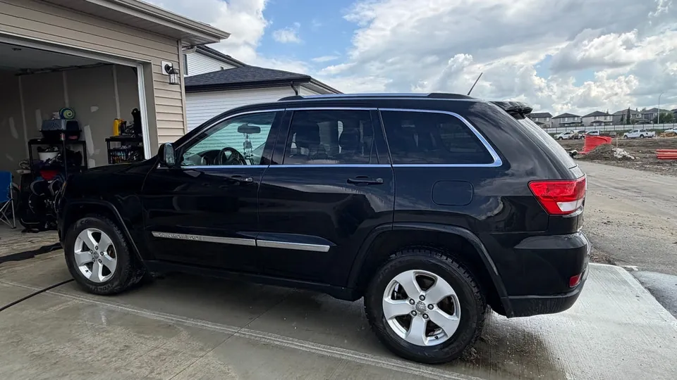 Jeep Grand Cherokee 2012 photo 2