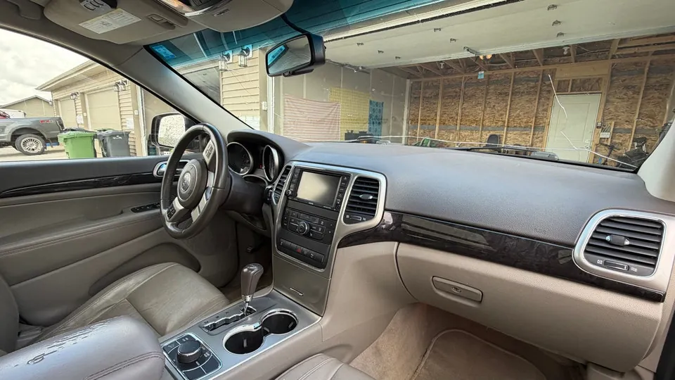 Jeep Grand Cherokee 2012 photo 3
