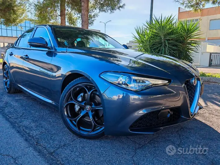 Alfa Romeo Giulia 2019 photo 5