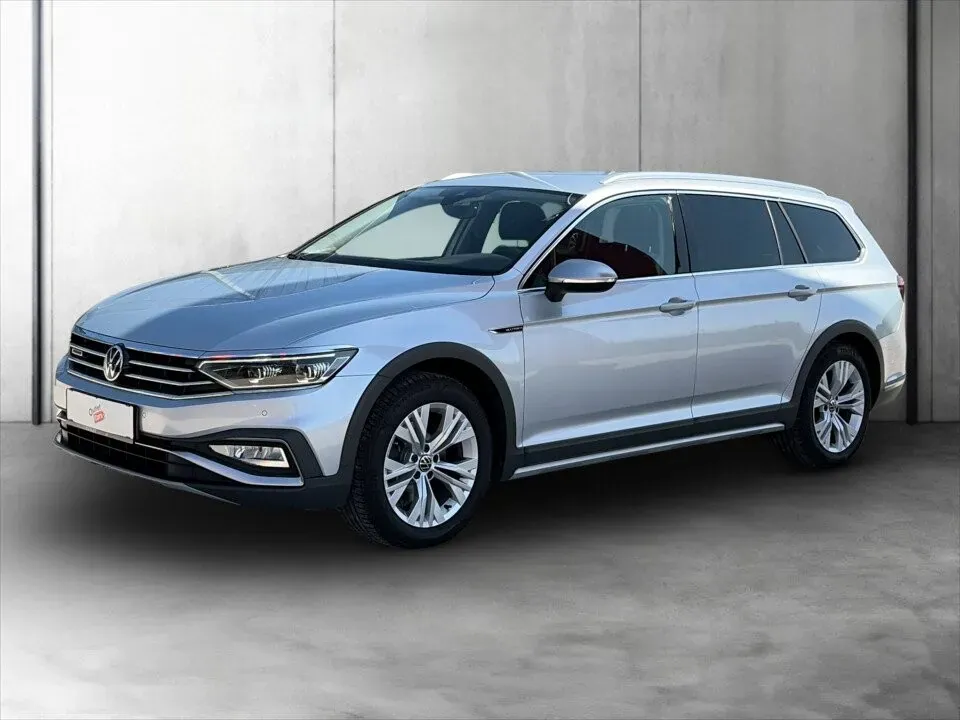 Volkswagen Passat 2022 photo 2