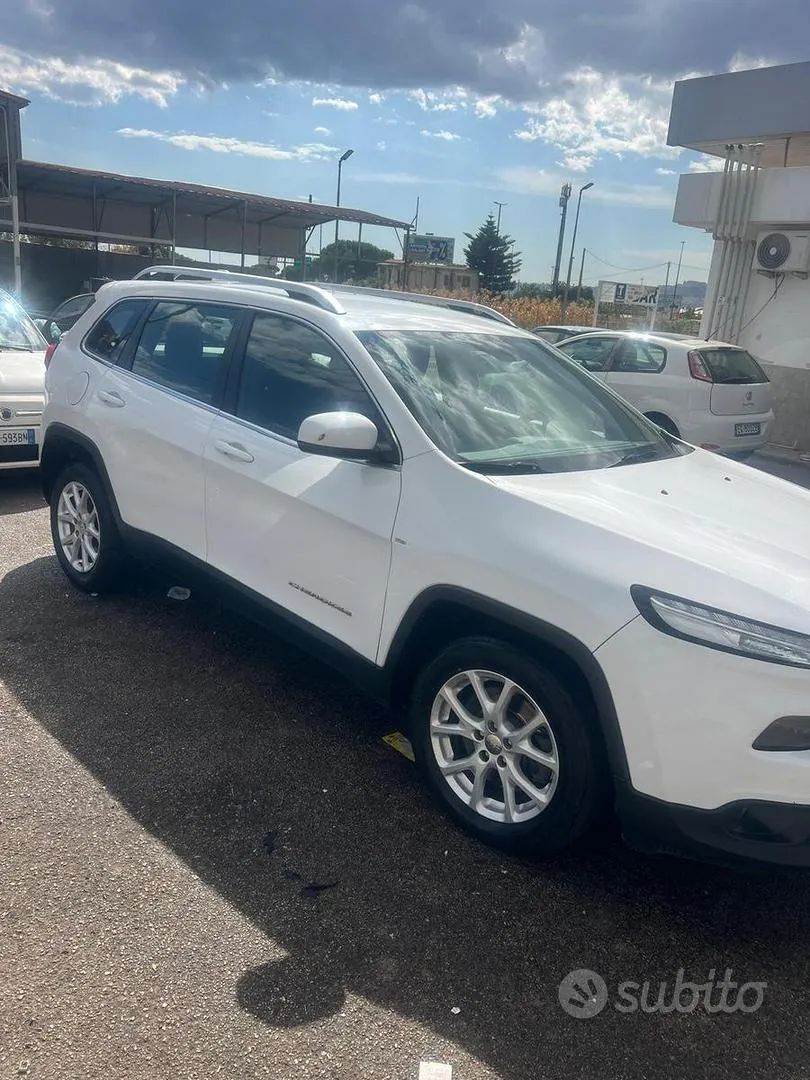 Jeep Cherokee 2014 photo 2