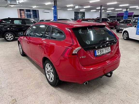 Volvo V60 2015 photo 4