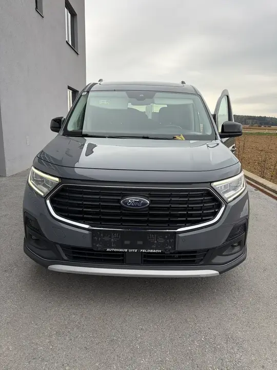 Ford Tourneo