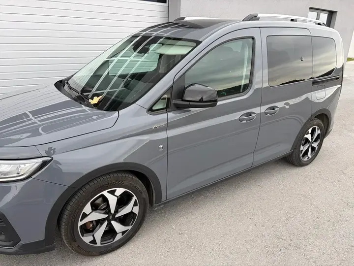 Ford Tourneo 2023 photo 2