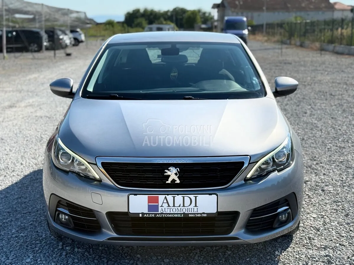 Peugeot 308 2018 photo 2